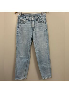 American Eagle Outfitters Light Blue Super High-Rise Straight Jeans Size 4 Short
